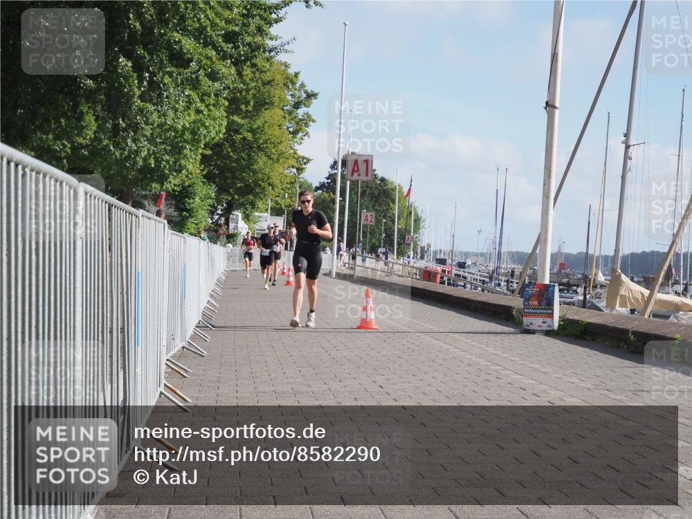 17.08.2025 - KN Förde Triathlon 2025 KatJ http://msf.ph/oto/8582290 17.08.2025 10:00:27 Laufen 106 meine-sportfotos.de