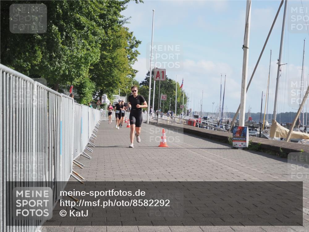 17.08.2025 - KN Förde Triathlon 2025 KatJ http://msf.ph/oto/8582292 17.08.2025 10:00:27 Laufen 106 meine-sportfotos.de