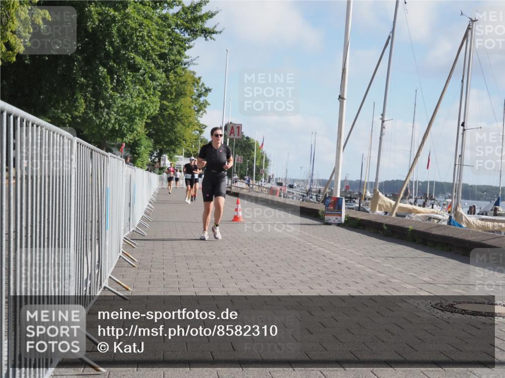 17.08.2025 - KN Förde Triathlon 2025 KatJ http://msf.ph/oto/8582310 17.08.2025 10:00:29 Laufen 106, 133, 136 meine-sportfotos.de