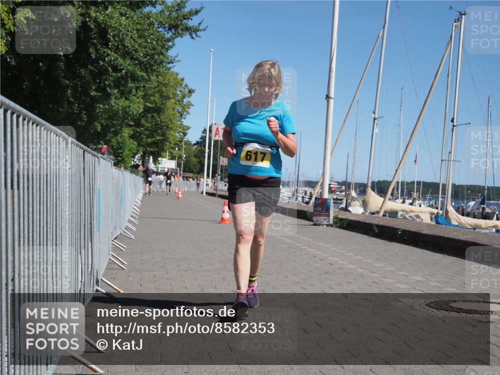 17.08.2025 - KN Förde Triathlon 2025 KatJ http://msf.ph/oto/8582353 17.08.2025 12:24:11 Laufen 617 meine-sportfotos.de