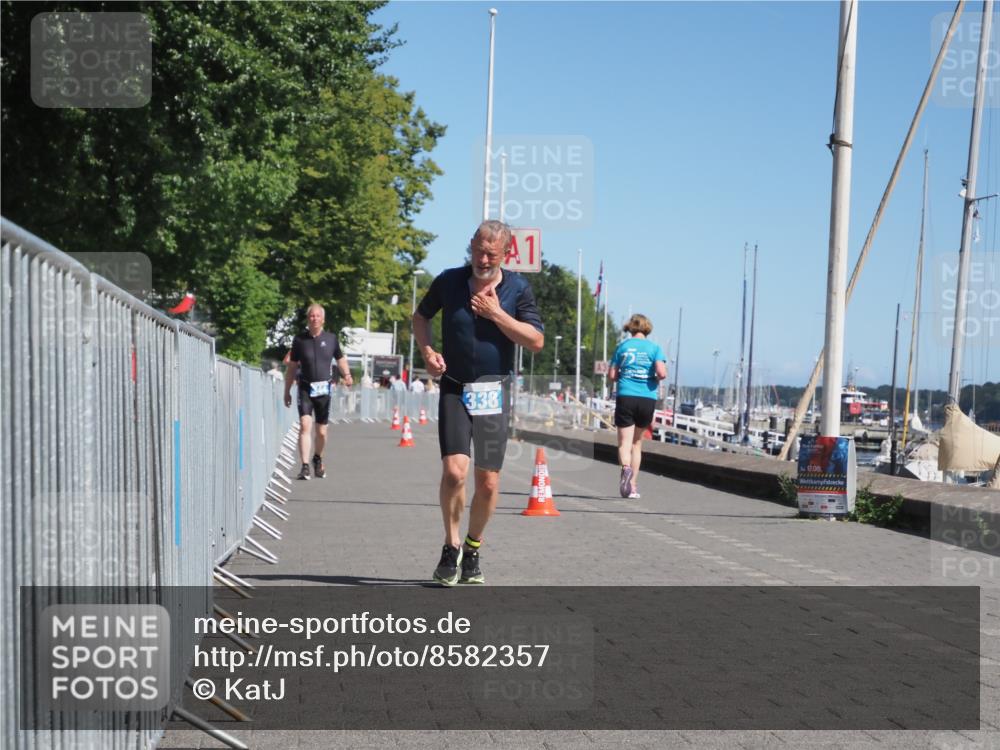17.08.2025 - KN Förde Triathlon 2025 KatJ http://msf.ph/oto/8582357 17.08.2025 12:24:25 Laufen 338, 344 meine-sportfotos.de