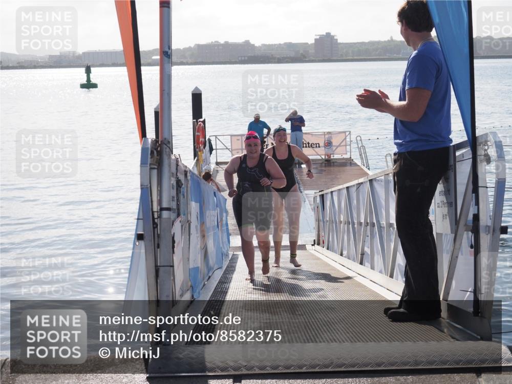 17.08.2025 - KN Förde Triathlon 2025 MichiJ http://msf.ph/oto/8582375 17.08.2025 09:21:36 Schwimmen 171, 194, 201, 230, 194, 230 meine-sportfotos.de