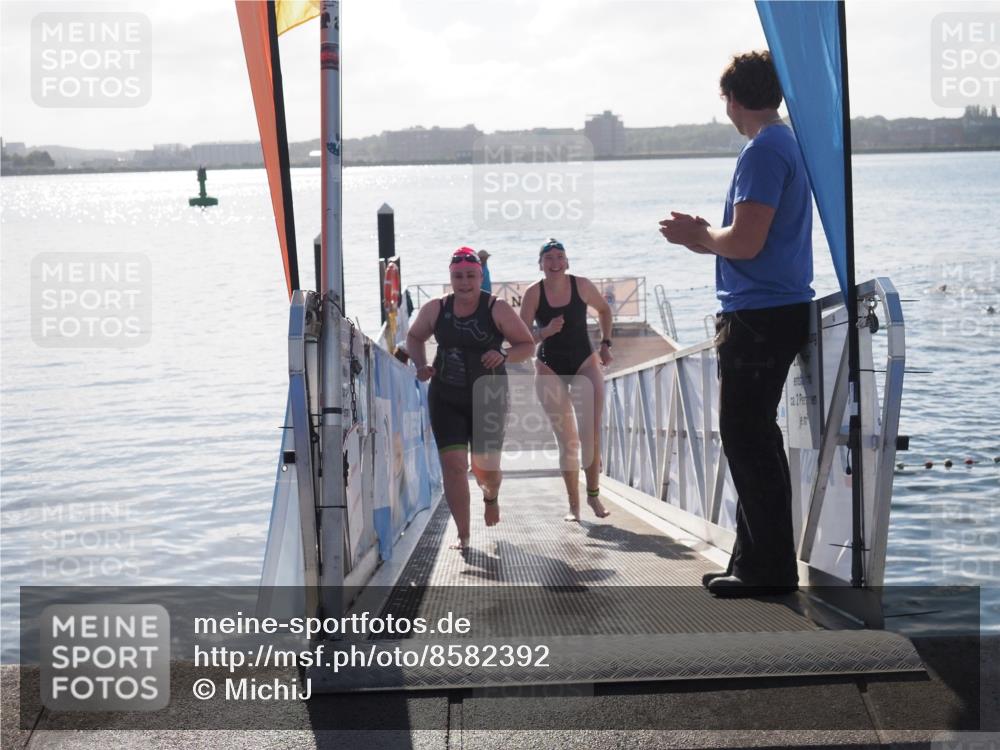 17.08.2025 - KN Förde Triathlon 2025 MichiJ http://msf.ph/oto/8582392 17.08.2025 09:21:37 Schwimmen 171, 194, 201, 230, 230, 244 meine-sportfotos.de