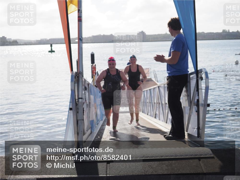 17.08.2025 - KN Förde Triathlon 2025 MichiJ http://msf.ph/oto/8582401 17.08.2025 09:21:37 Schwimmen 171, 194, 201, 230, 230, 244 meine-sportfotos.de