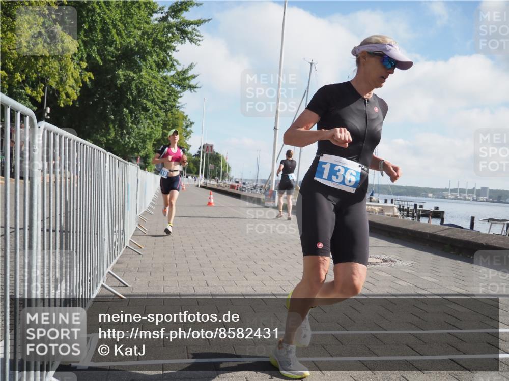 17.08.2025 - KN Förde Triathlon 2025 KatJ http://msf.ph/oto/8582431 17.08.2025 10:00:39 Laufen 119, 133, 136 meine-sportfotos.de