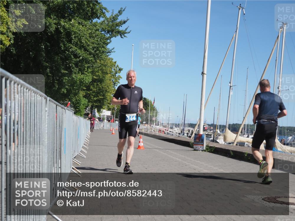 17.08.2025 - KN Förde Triathlon 2025 KatJ http://msf.ph/oto/8582443 17.08.2025 12:24:33 Laufen 344 meine-sportfotos.de