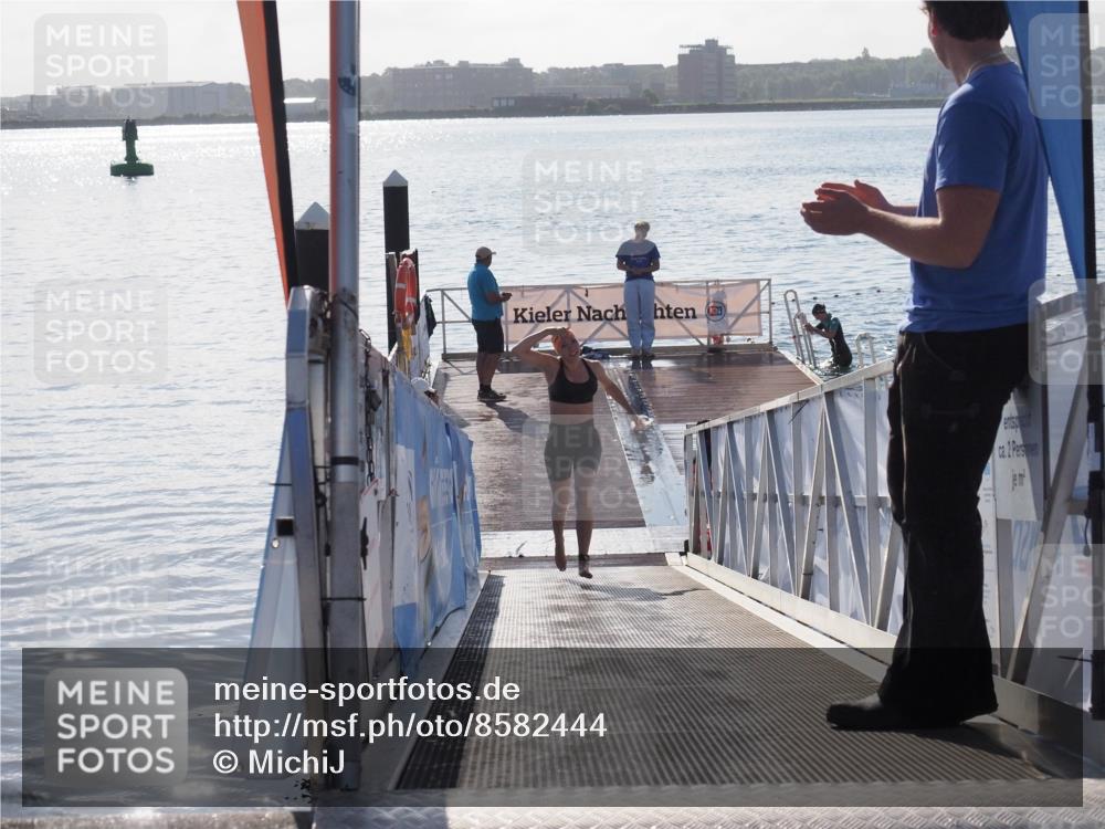 17.08.2025 - KN Förde Triathlon 2025 MichiJ http://msf.ph/oto/8582444 17.08.2025 09:21:50 Schwimmen 244, 212, 215, 242, 244 meine-sportfotos.de