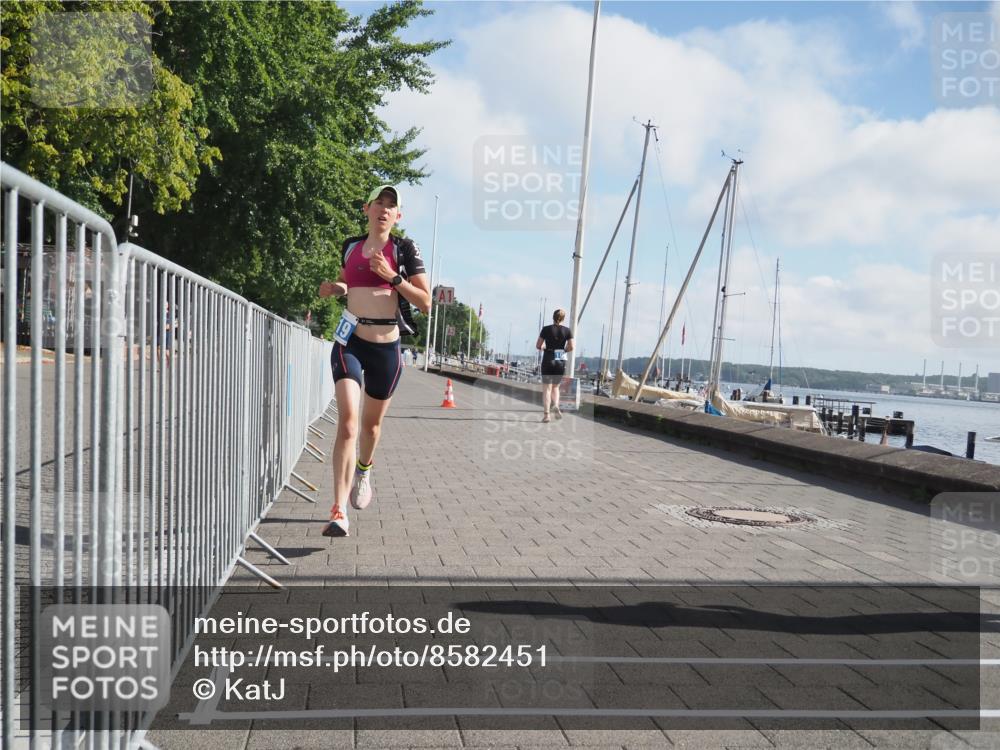 17.08.2025 - KN Förde Triathlon 2025 KatJ http://msf.ph/oto/8582451 17.08.2025 10:00:40 Laufen 119, 133, 136 meine-sportfotos.de