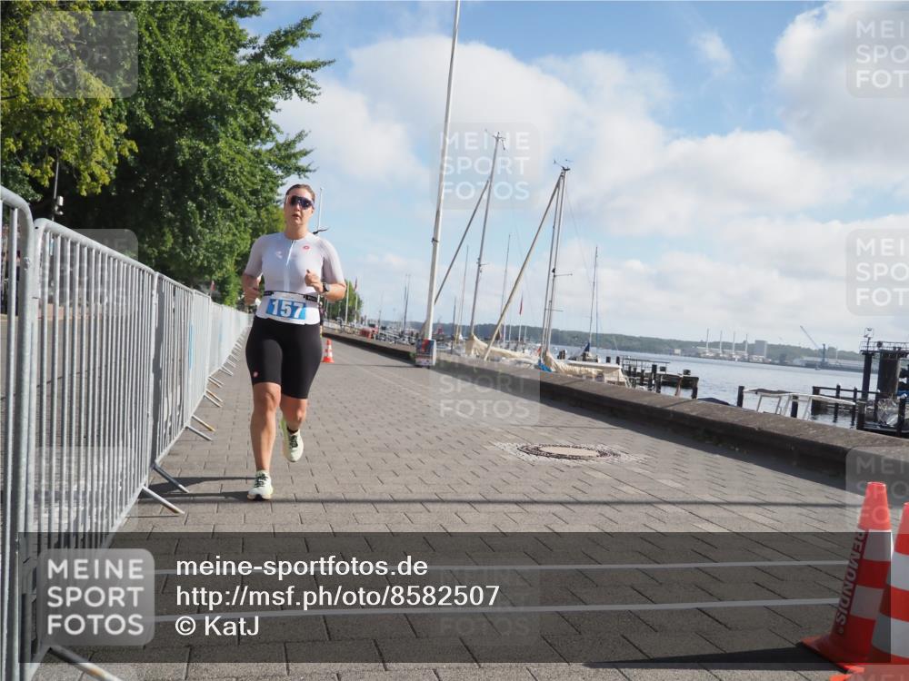 17.08.2025 - KN Förde Triathlon 2025 KatJ http://msf.ph/oto/8582507 17.08.2025 10:00:53 Laufen 157 meine-sportfotos.de