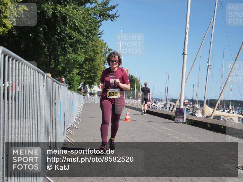 17.08.2025 - KN Förde Triathlon 2025 KatJ http://msf.ph/oto/8582520 17.08.2025 12:24:50 Laufen 639 meine-sportfotos.de