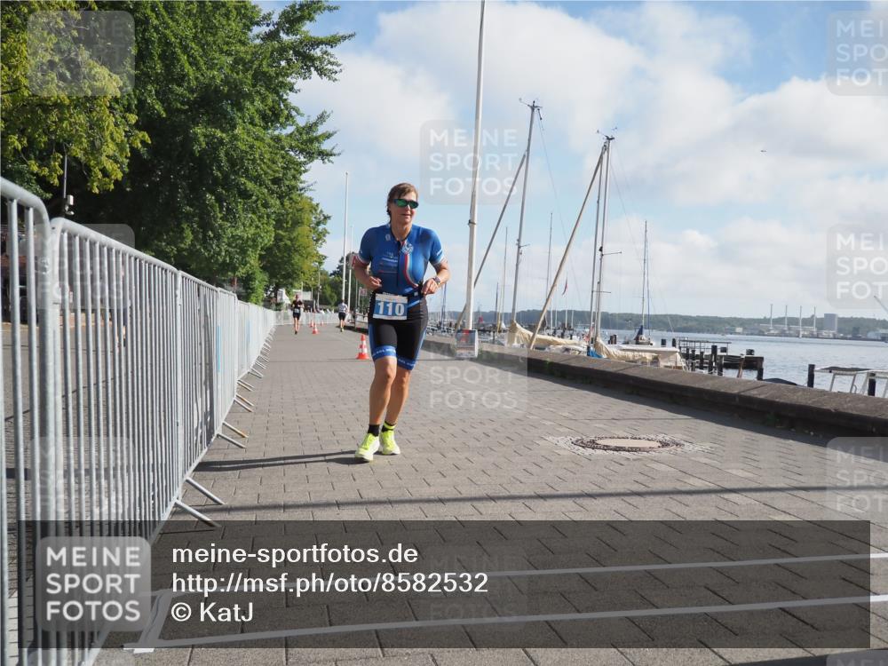 17.08.2025 - KN Förde Triathlon 2025 KatJ http://msf.ph/oto/8582532 17.08.2025 10:01:12 Laufen 110 meine-sportfotos.de