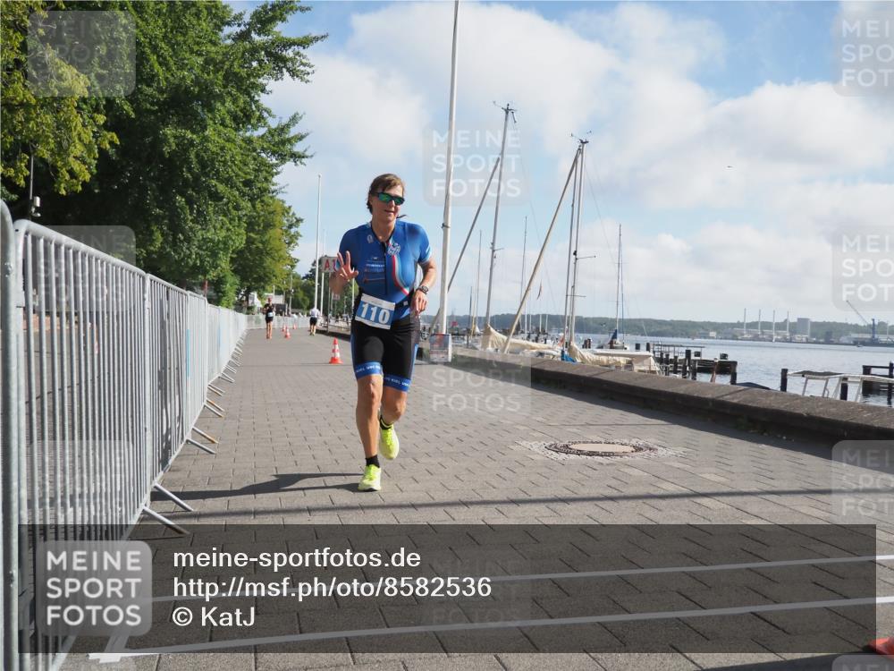17.08.2025 - KN Förde Triathlon 2025 KatJ http://msf.ph/oto/8582536 17.08.2025 10:01:12 Laufen 110 meine-sportfotos.de