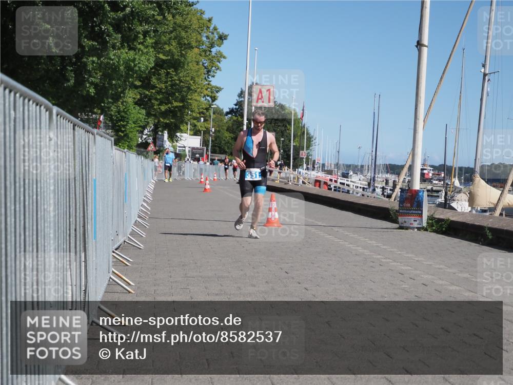 17.08.2025 - KN Förde Triathlon 2025 KatJ http://msf.ph/oto/8582537 17.08.2025 12:25:42 Laufen 351 meine-sportfotos.de