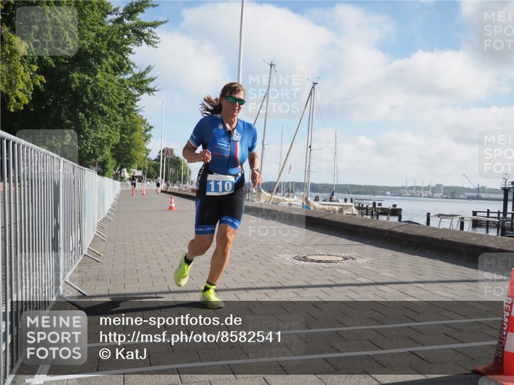 17.08.2025 - KN Förde Triathlon 2025 KatJ http://msf.ph/oto/8582541 17.08.2025 10:01:12 Laufen 110 meine-sportfotos.de