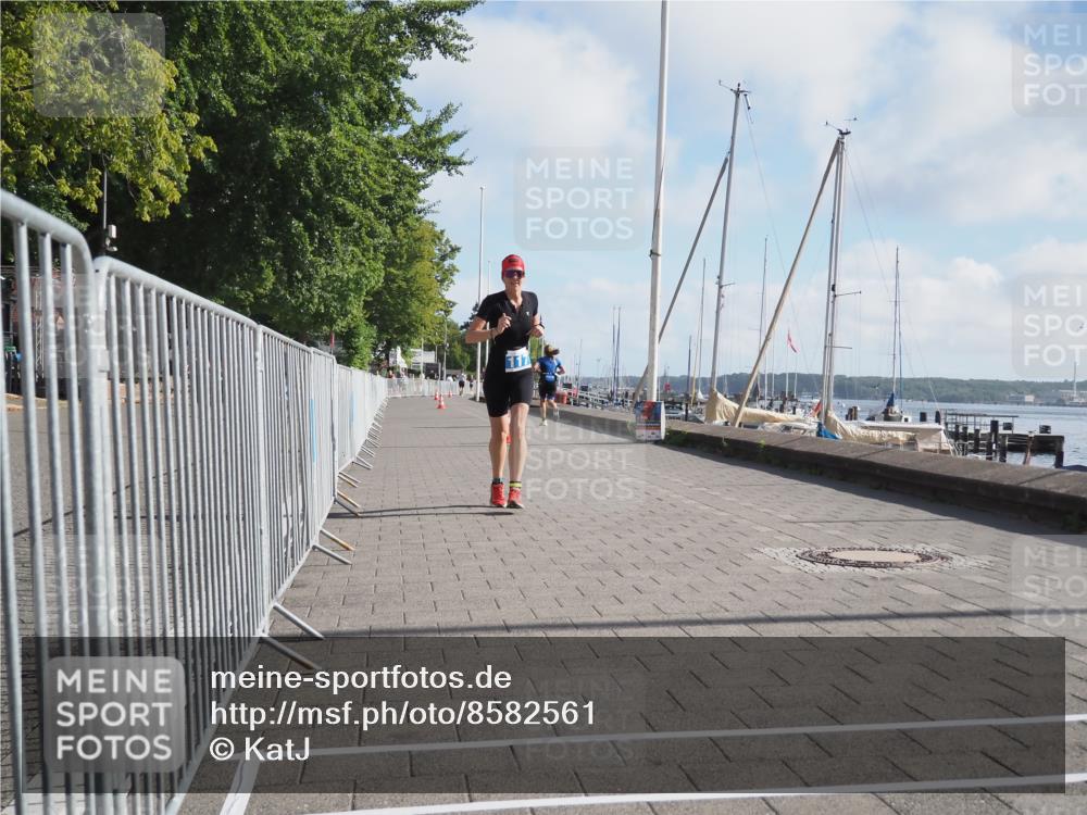 17.08.2025 - KN Förde Triathlon 2025 KatJ http://msf.ph/oto/8582561 17.08.2025 10:01:23 Laufen 117 meine-sportfotos.de