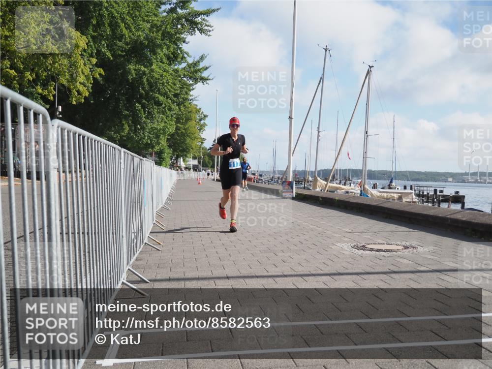 17.08.2025 - KN Förde Triathlon 2025 KatJ http://msf.ph/oto/8582563 17.08.2025 10:01:23 Laufen 117 meine-sportfotos.de