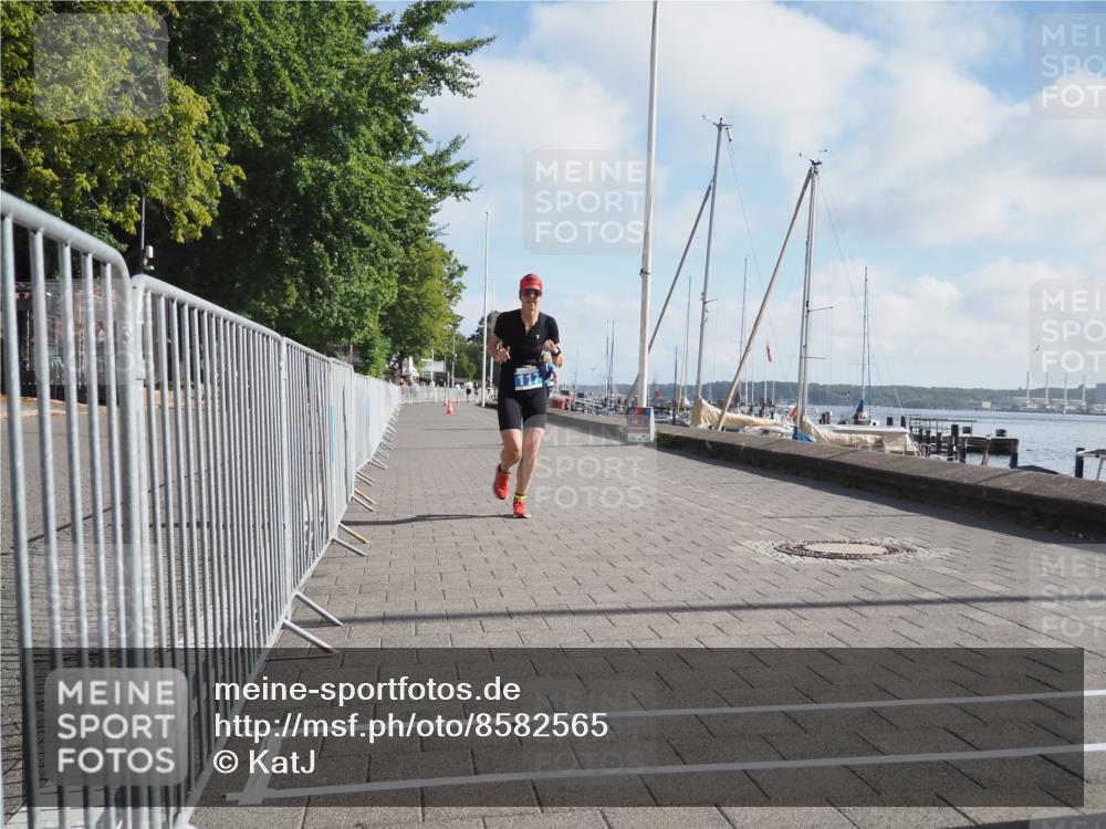 17.08.2025 - KN Förde Triathlon 2025 KatJ http://msf.ph/oto/8582565 17.08.2025 10:01:23 Laufen 117 meine-sportfotos.de