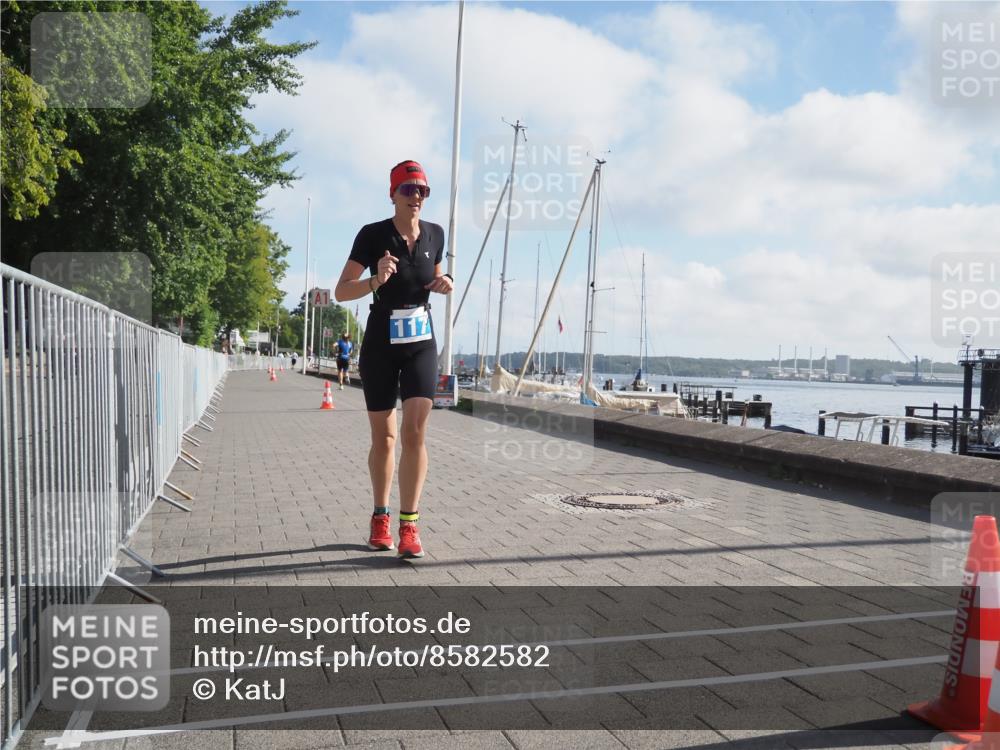 17.08.2025 - KN Förde Triathlon 2025 KatJ http://msf.ph/oto/8582582 17.08.2025 10:01:25 Laufen 117 meine-sportfotos.de
