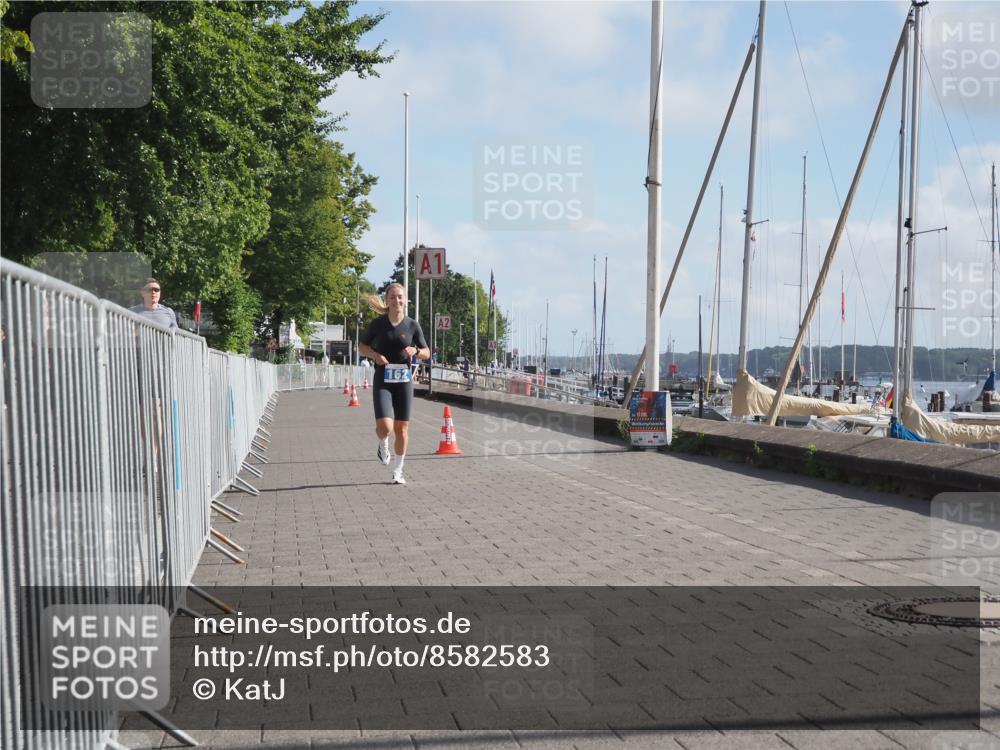 17.08.2025 - KN Förde Triathlon 2025 KatJ http://msf.ph/oto/8582583 17.08.2025 10:01:49 Laufen 162 meine-sportfotos.de