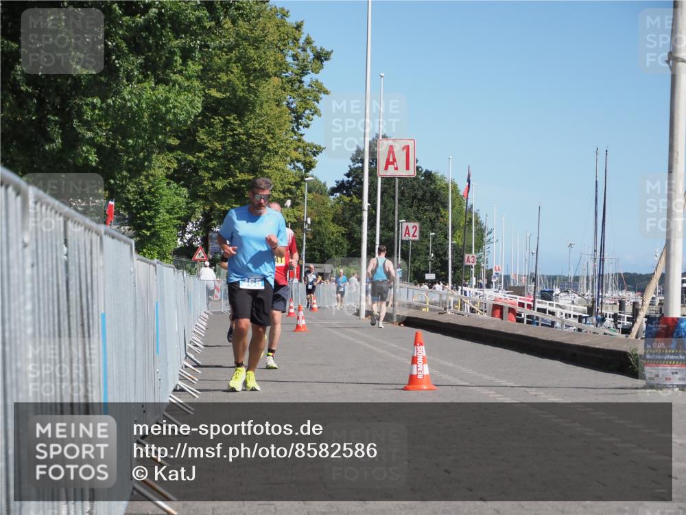 17.08.2025 - KN Förde Triathlon 2025 KatJ http://msf.ph/oto/8582586 17.08.2025 12:26:09 Laufen 365, 641 meine-sportfotos.de