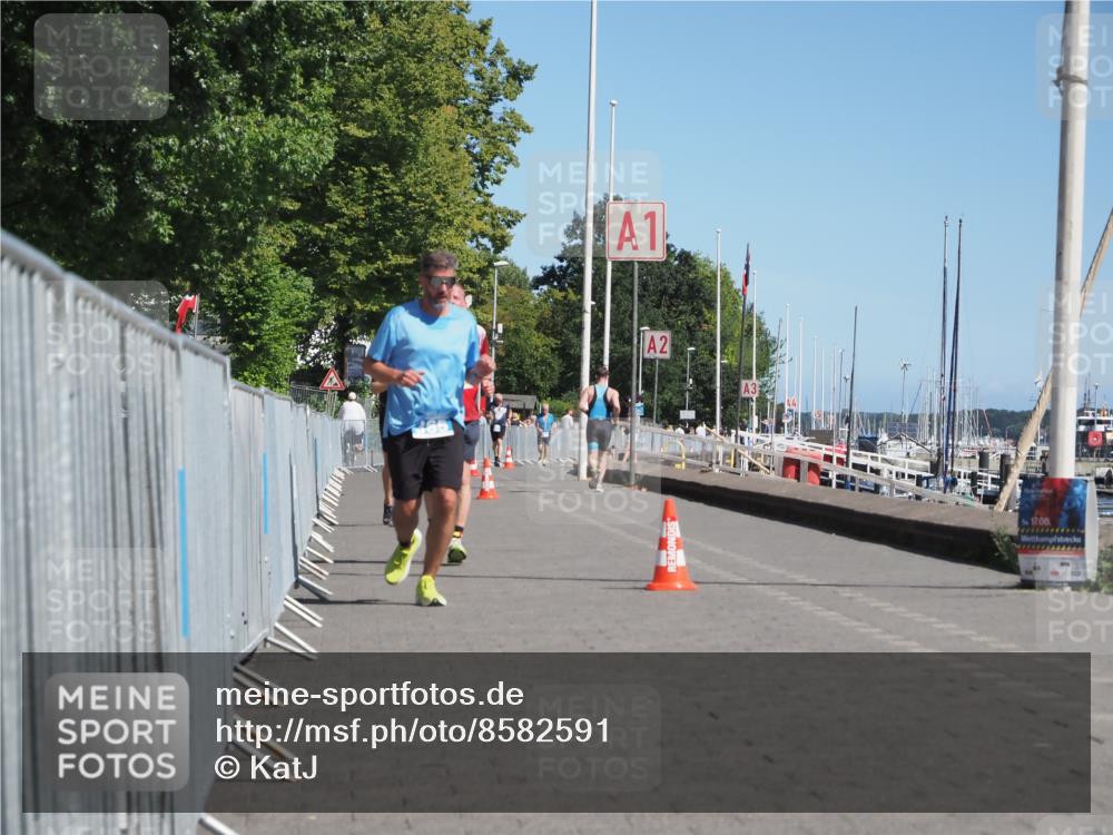 17.08.2025 - KN Förde Triathlon 2025 KatJ http://msf.ph/oto/8582591 17.08.2025 12:26:10 Laufen 365, 641 meine-sportfotos.de