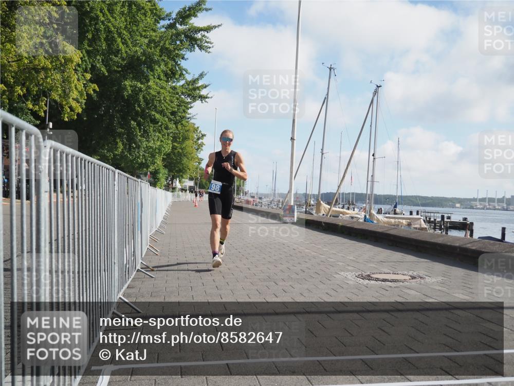 17.08.2025 - KN Förde Triathlon 2025 KatJ http://msf.ph/oto/8582647 17.08.2025 10:02:24 Laufen 198 meine-sportfotos.de