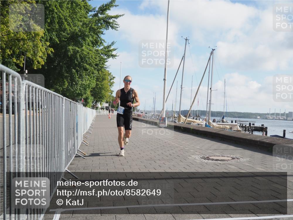 17.08.2025 - KN Förde Triathlon 2025 KatJ http://msf.ph/oto/8582649 17.08.2025 10:02:24 Laufen 198 meine-sportfotos.de