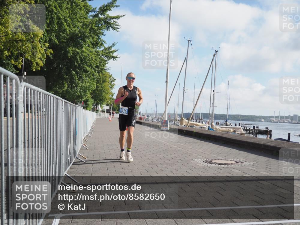 17.08.2025 - KN Förde Triathlon 2025 KatJ http://msf.ph/oto/8582650 17.08.2025 10:02:24 Laufen 198 meine-sportfotos.de