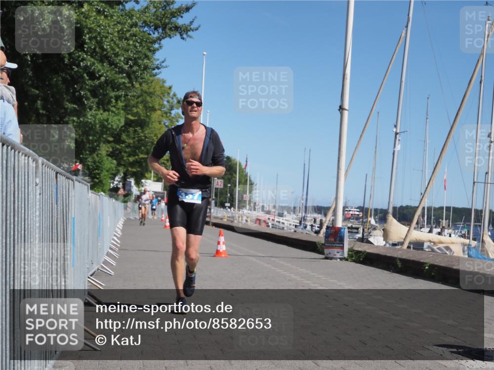 17.08.2025 - KN Förde Triathlon 2025 KatJ http://msf.ph/oto/8582653 17.08.2025 12:26:20 Laufen 337, 641 meine-sportfotos.de
