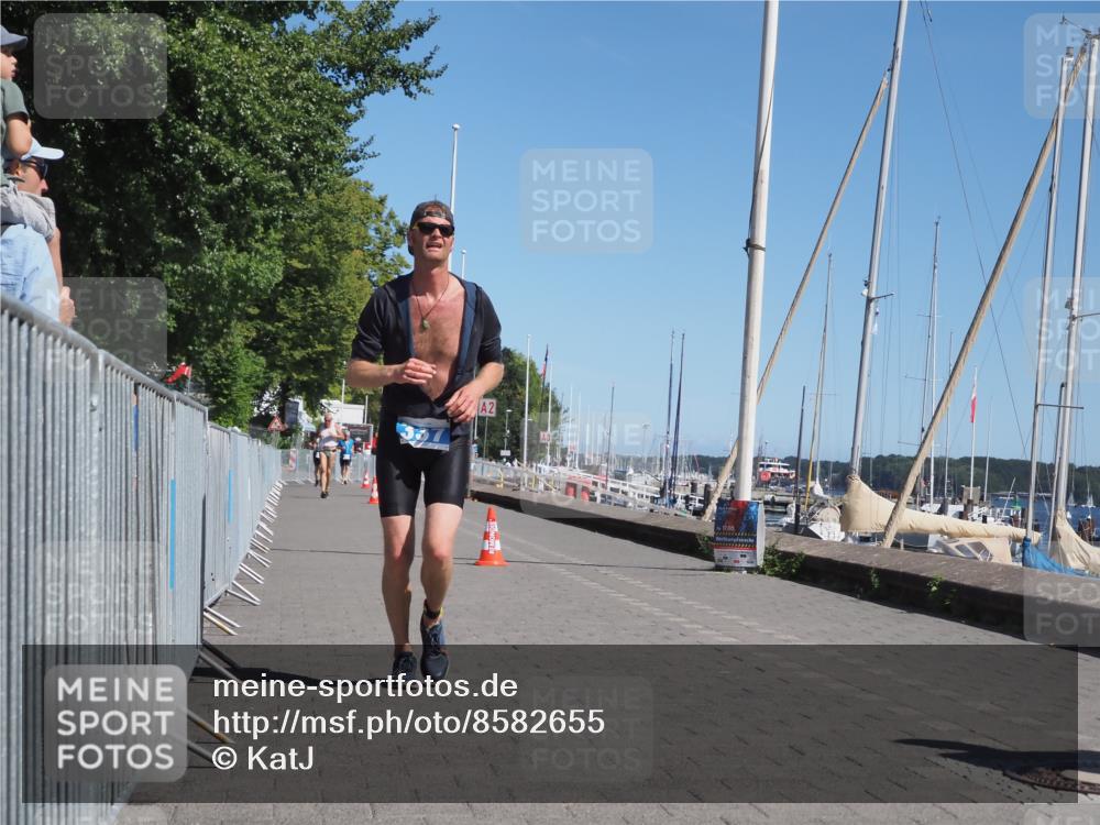 17.08.2025 - KN Förde Triathlon 2025 KatJ http://msf.ph/oto/8582655 17.08.2025 12:26:20 Laufen 337, 641 meine-sportfotos.de