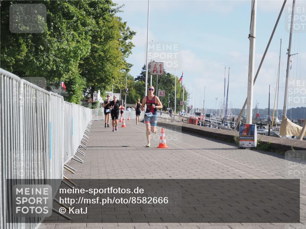 17.08.2025 - KN Förde Triathlon 2025 KatJ http://msf.ph/oto/8582666 17.08.2025 10:02:42 Laufen 121 meine-sportfotos.de