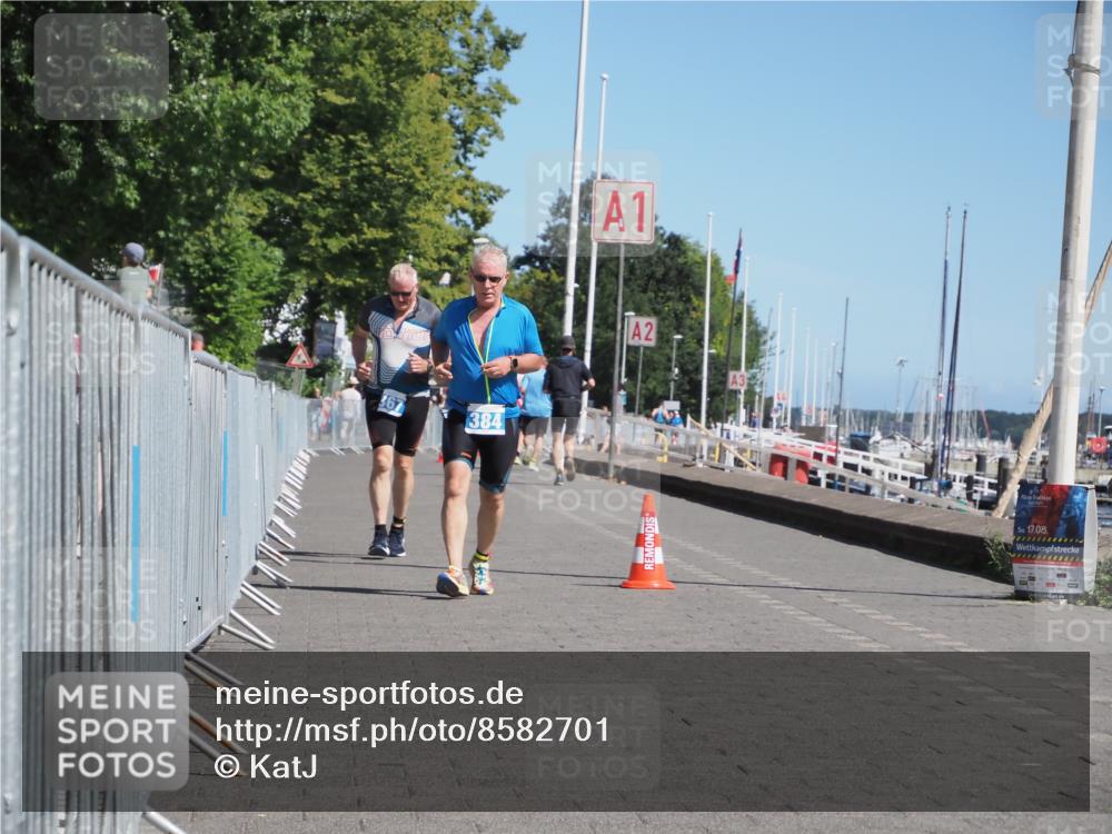 17.08.2025 - KN Förde Triathlon 2025 KatJ http://msf.ph/oto/8582701 17.08.2025 12:26:43 Laufen 367, 384 meine-sportfotos.de