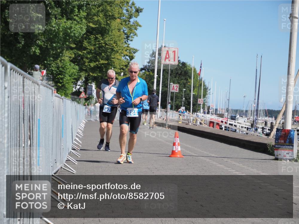 17.08.2025 - KN Förde Triathlon 2025 KatJ http://msf.ph/oto/8582705 17.08.2025 12:26:43 Laufen 367, 384 meine-sportfotos.de