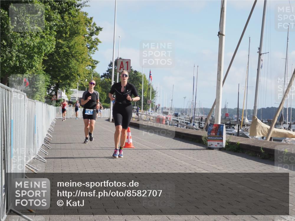 17.08.2025 - KN Förde Triathlon 2025 KatJ http://msf.ph/oto/8582707 17.08.2025 10:02:49 Laufen 121, 125, 147 meine-sportfotos.de