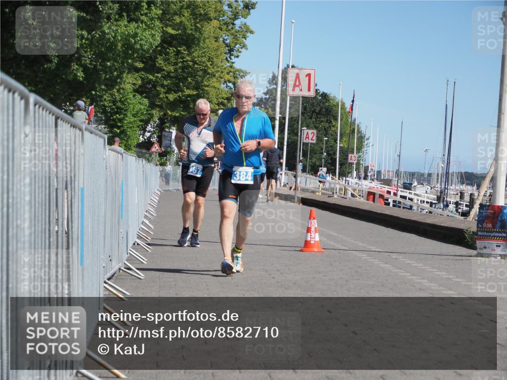 17.08.2025 - KN Förde Triathlon 2025 KatJ http://msf.ph/oto/8582710 17.08.2025 12:26:44 Laufen 367, 384 meine-sportfotos.de