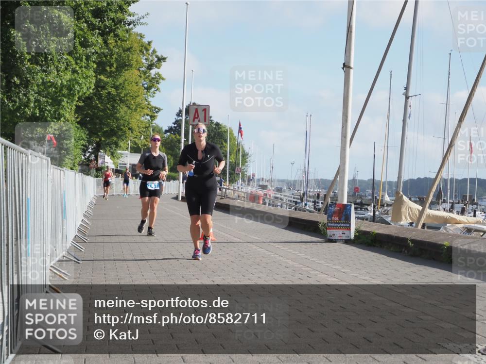 17.08.2025 - KN Förde Triathlon 2025 KatJ http://msf.ph/oto/8582711 17.08.2025 10:02:49 Laufen 121, 125, 147 meine-sportfotos.de