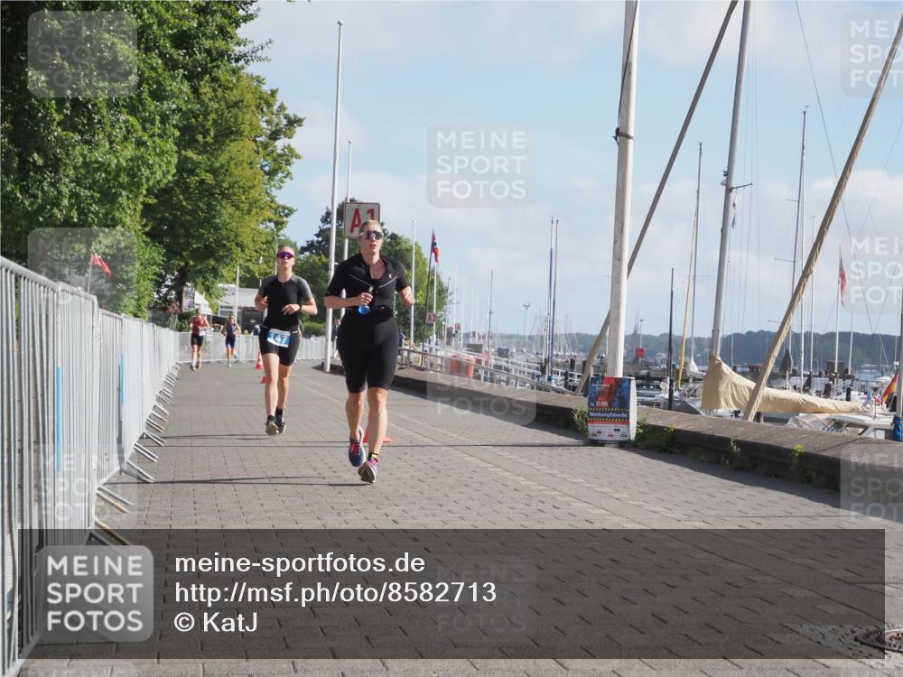 17.08.2025 - KN Förde Triathlon 2025 KatJ http://msf.ph/oto/8582713 17.08.2025 10:02:49 Laufen 121, 125, 147 meine-sportfotos.de