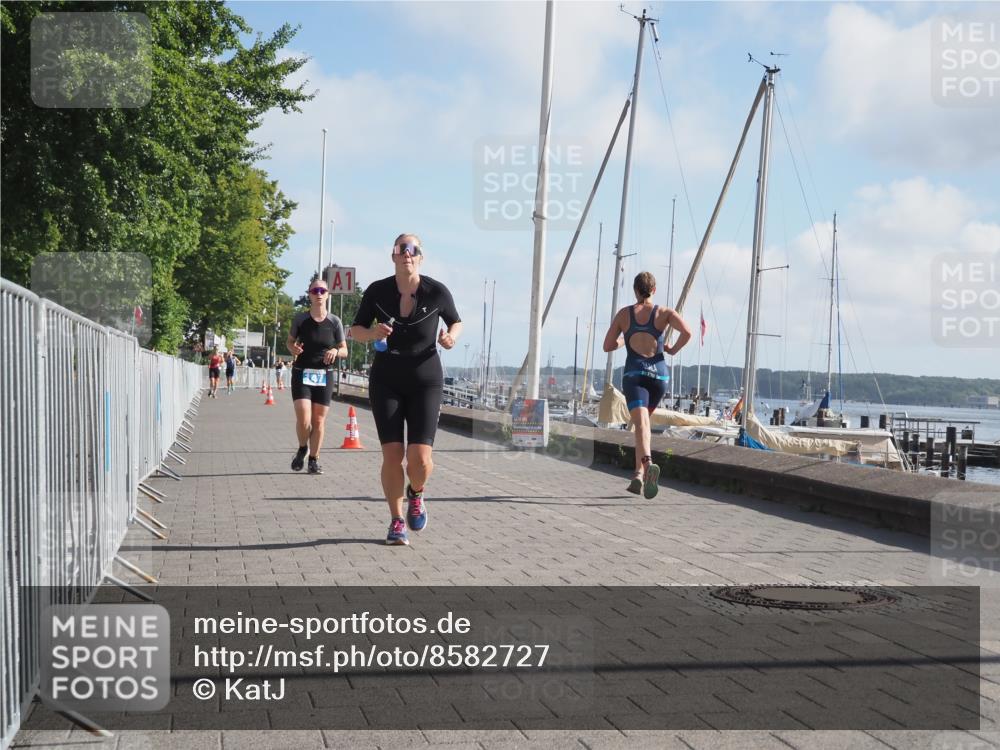 17.08.2025 - KN Förde Triathlon 2025 KatJ http://msf.ph/oto/8582727 17.08.2025 10:02:51 Laufen 125, 147 meine-sportfotos.de