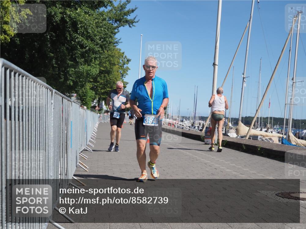 17.08.2025 - KN Förde Triathlon 2025 KatJ http://msf.ph/oto/8582739 17.08.2025 12:26:47 Laufen 367, 384 meine-sportfotos.de