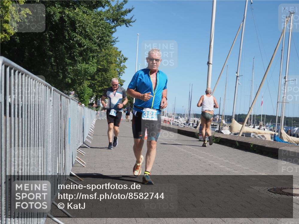 17.08.2025 - KN Förde Triathlon 2025 KatJ http://msf.ph/oto/8582744 17.08.2025 12:26:47 Laufen 367, 384 meine-sportfotos.de