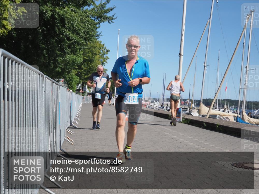 17.08.2025 - KN Förde Triathlon 2025 KatJ http://msf.ph/oto/8582749 17.08.2025 12:26:48 Laufen 367, 384 meine-sportfotos.de
