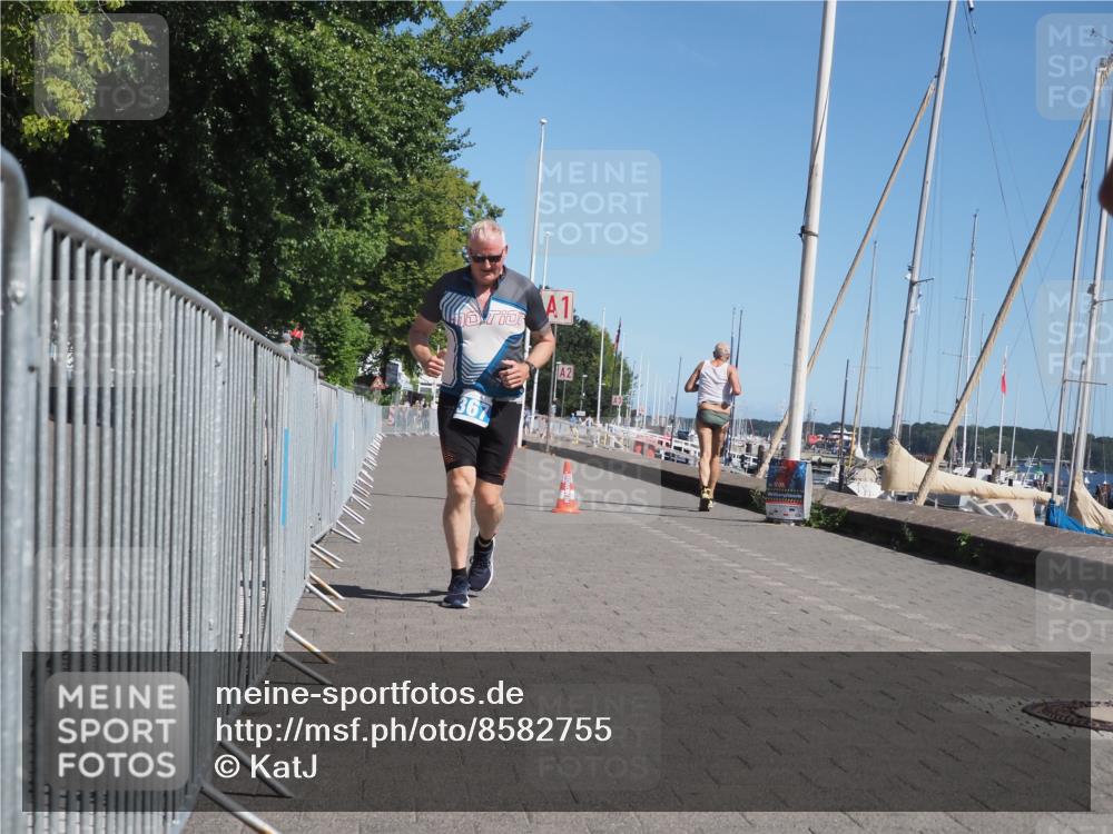 17.08.2025 - KN Förde Triathlon 2025 KatJ http://msf.ph/oto/8582755 17.08.2025 12:26:50 Laufen 367, 384 meine-sportfotos.de