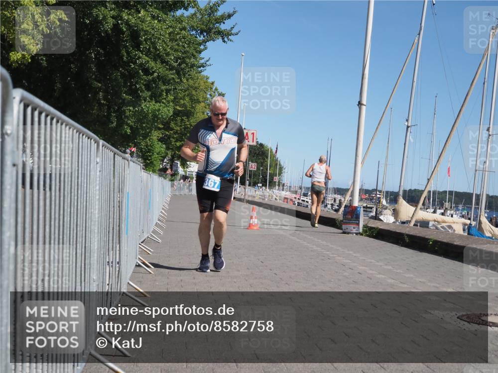 17.08.2025 - KN Förde Triathlon 2025 KatJ http://msf.ph/oto/8582758 17.08.2025 12:26:50 Laufen 367, 384 meine-sportfotos.de