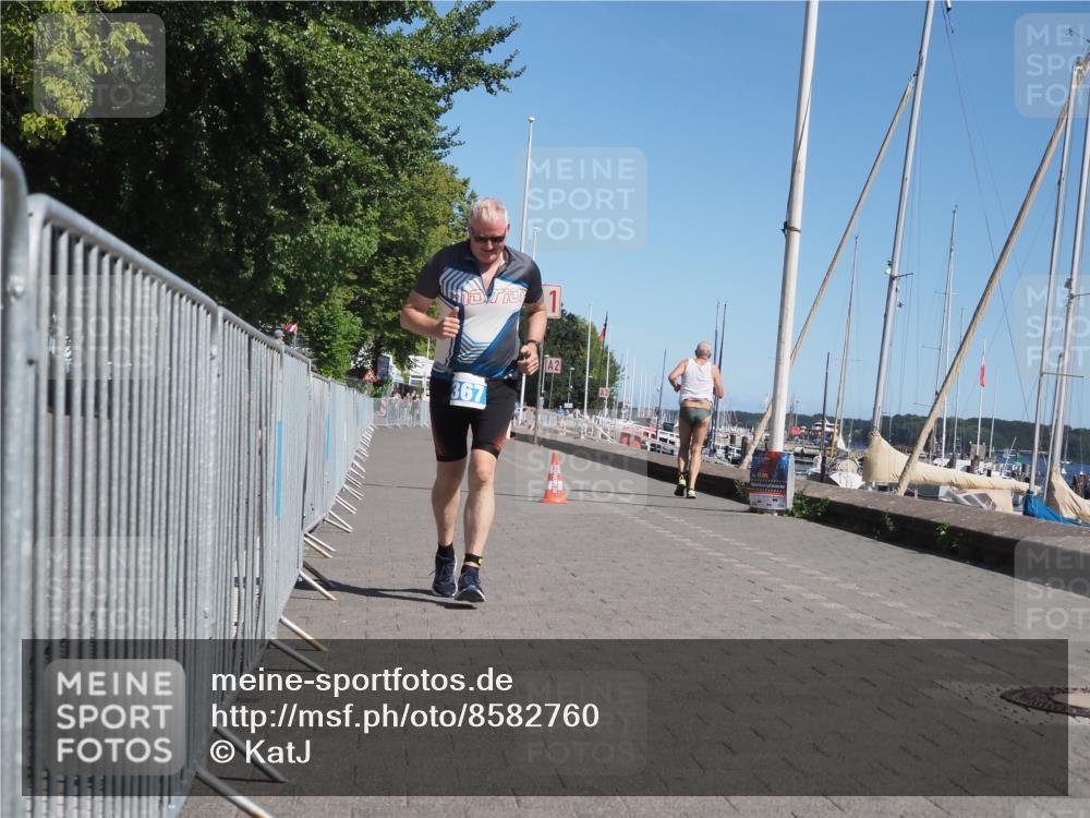 17.08.2025 - KN Förde Triathlon 2025 KatJ http://msf.ph/oto/8582760 17.08.2025 12:26:50 Laufen 367, 384 meine-sportfotos.de