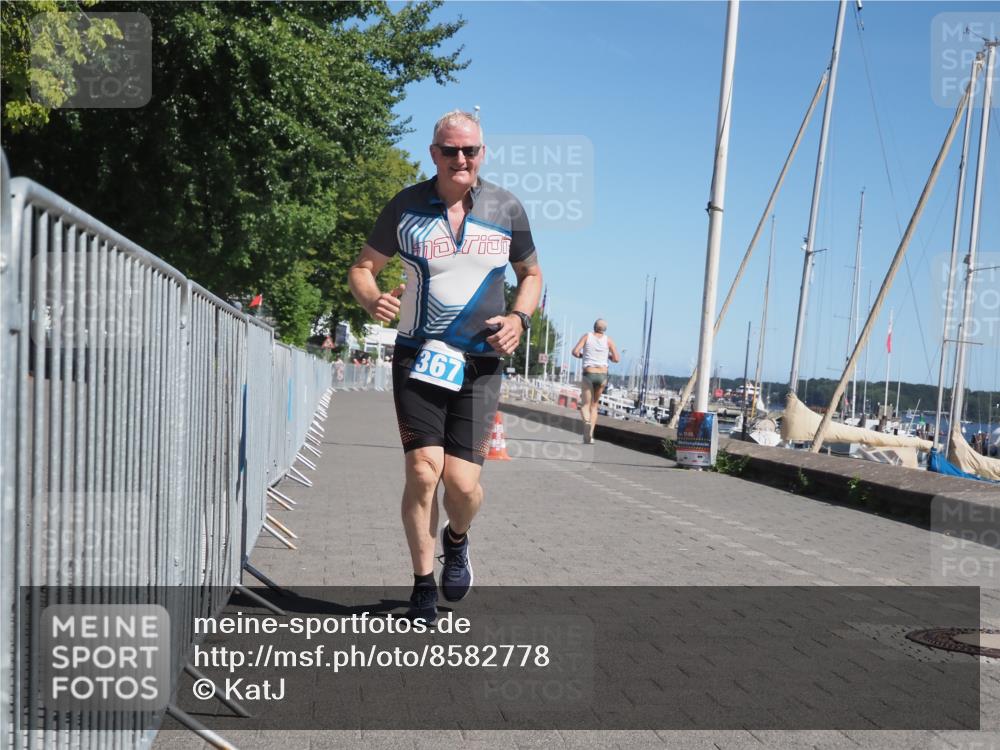 17.08.2025 - KN Förde Triathlon 2025 KatJ http://msf.ph/oto/8582778 17.08.2025 12:26:51 Laufen 367, 384 meine-sportfotos.de