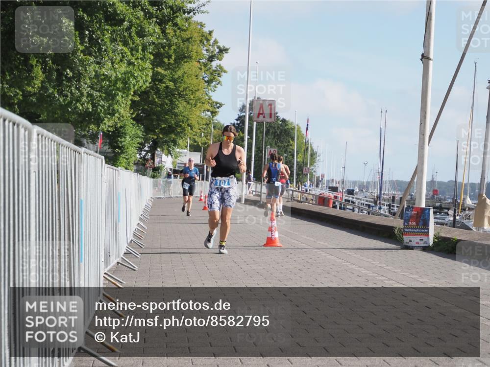 17.08.2025 - KN Förde Triathlon 2025 KatJ http://msf.ph/oto/8582795 17.08.2025 10:03:18 Laufen 107 meine-sportfotos.de