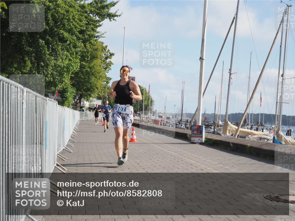 17.08.2025 - KN Förde Triathlon 2025 KatJ http://msf.ph/oto/8582808 17.08.2025 10:03:20 Laufen 107, 148 meine-sportfotos.de