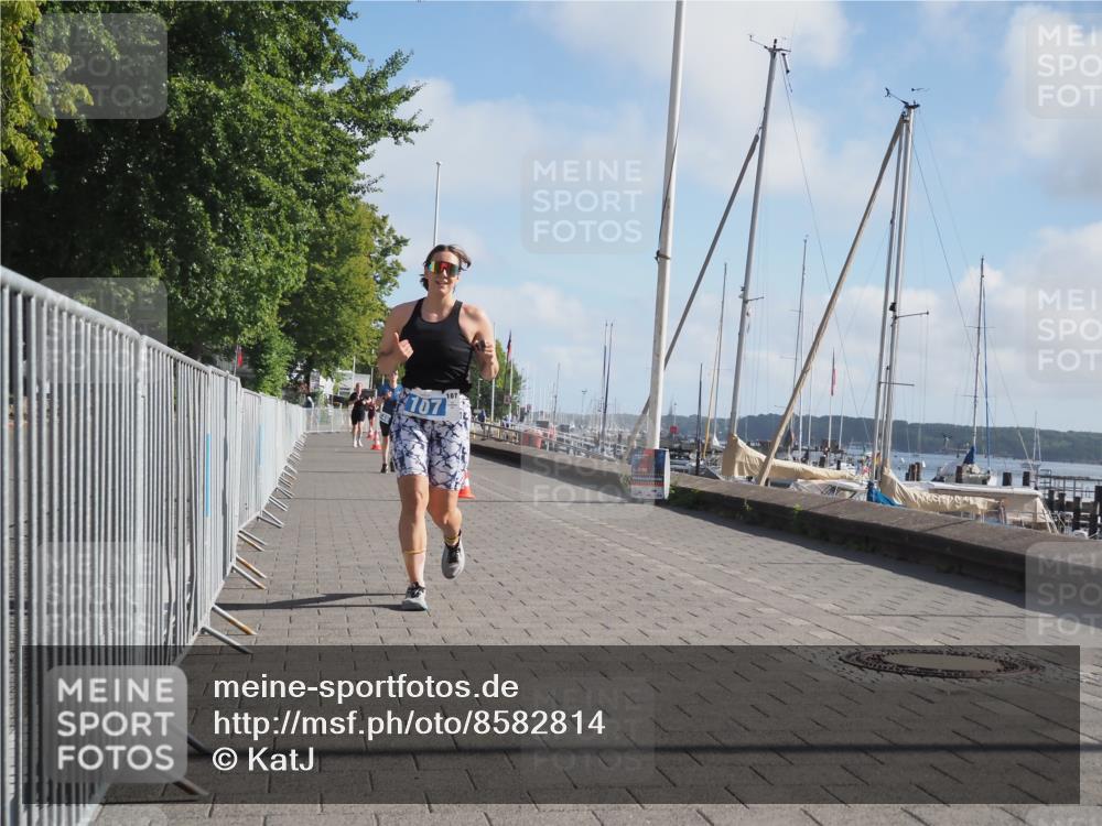17.08.2025 - KN Förde Triathlon 2025 KatJ http://msf.ph/oto/8582814 17.08.2025 10:03:21 Laufen 107, 148 meine-sportfotos.de