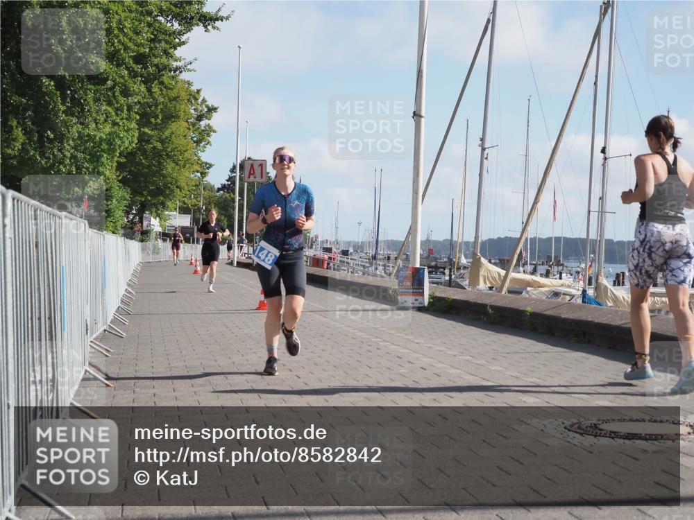 17.08.2025 - KN Förde Triathlon 2025 KatJ http://msf.ph/oto/8582842 17.08.2025 10:03:27 Laufen 126, 148 meine-sportfotos.de