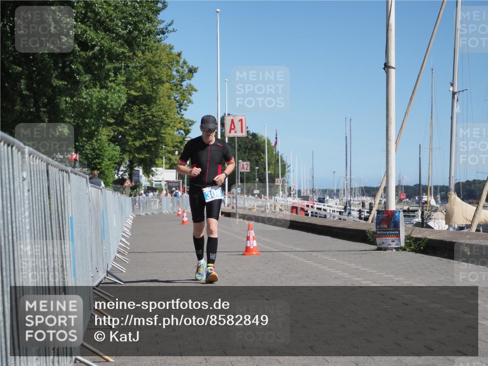 17.08.2025 - KN Förde Triathlon 2025 KatJ http://msf.ph/oto/8582849 17.08.2025 12:29:20 Laufen 308 meine-sportfotos.de
